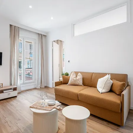 Lägenhet Renting - 35 Massena - Architect Flat Ultimate Charm Massena Center