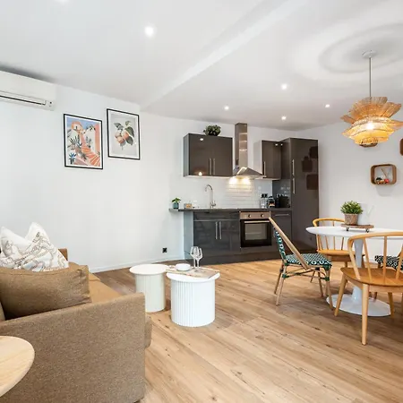 Lägenhet Renting - 35 Massena - Architect Flat Ultimate Charm Massena Center Nice